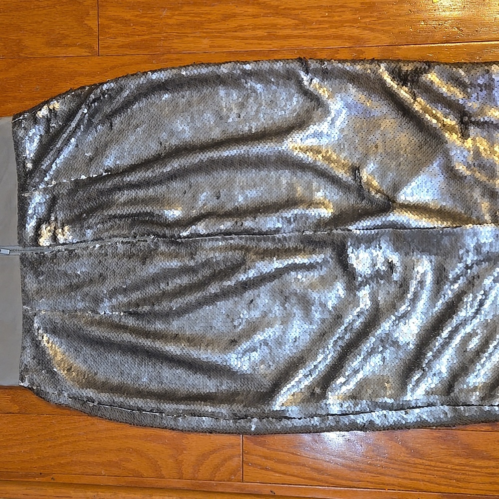 Banana Republic Metallic Sequin Pencil Skirt Size 2 NWT $158 MSRP - Picture 8 of 9